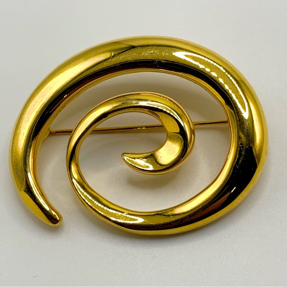 Napier Jewelry - Vintage Napier Signed Gold tone Swirl Open Work Brooch